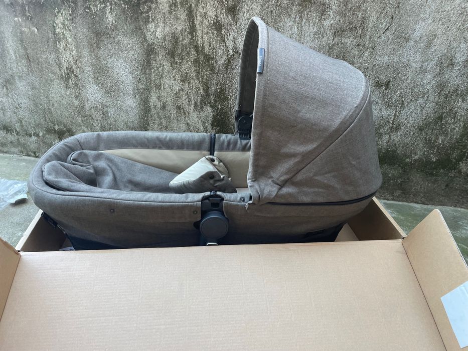 Cybex Priam  цвят каки модел 2021