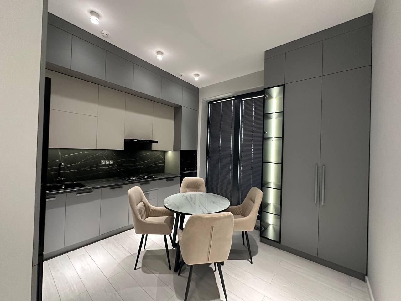 Продается 2х ком квартира, ЖК Инфинити, ор-р: ул. С.Азимова, 47 м²