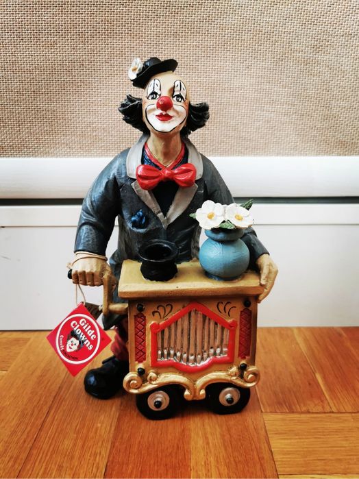Антикварена статуетка фигура пластика на клуон палячо шут Gilde clowns