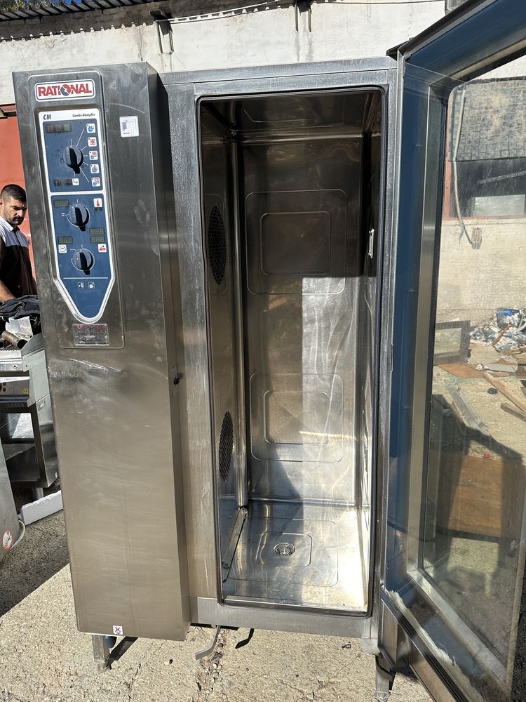 Конвектомат Rational 20 тави, перфектно състояние