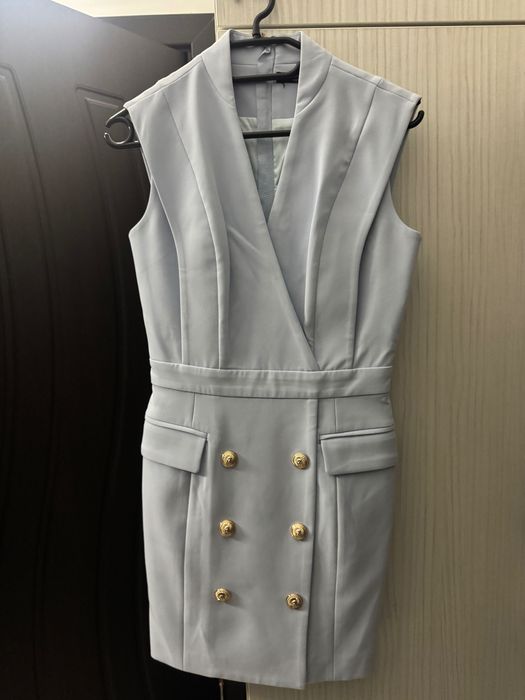 Рокля Balmain официална