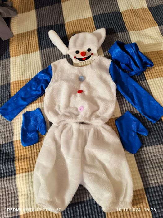 Продам детский костюм снеговика