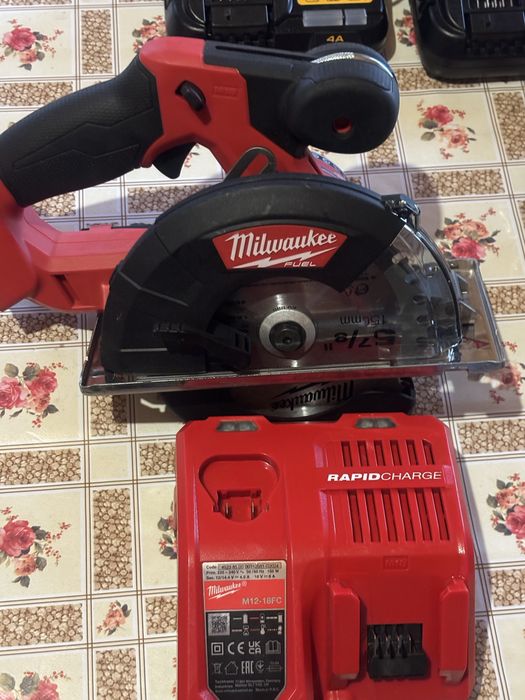 Vand  milvaukee M18 FMCS