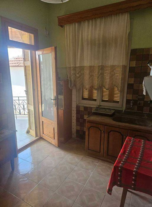 Двуетажна къща в Дрависко