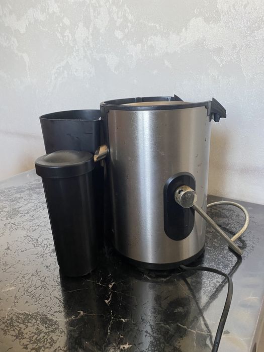 Продам соковыжималку