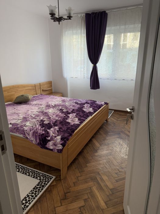 Apartament de închiriat