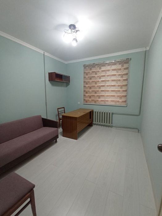 Срочно сдается 3 комнатная квартира переделанная в 4 -х