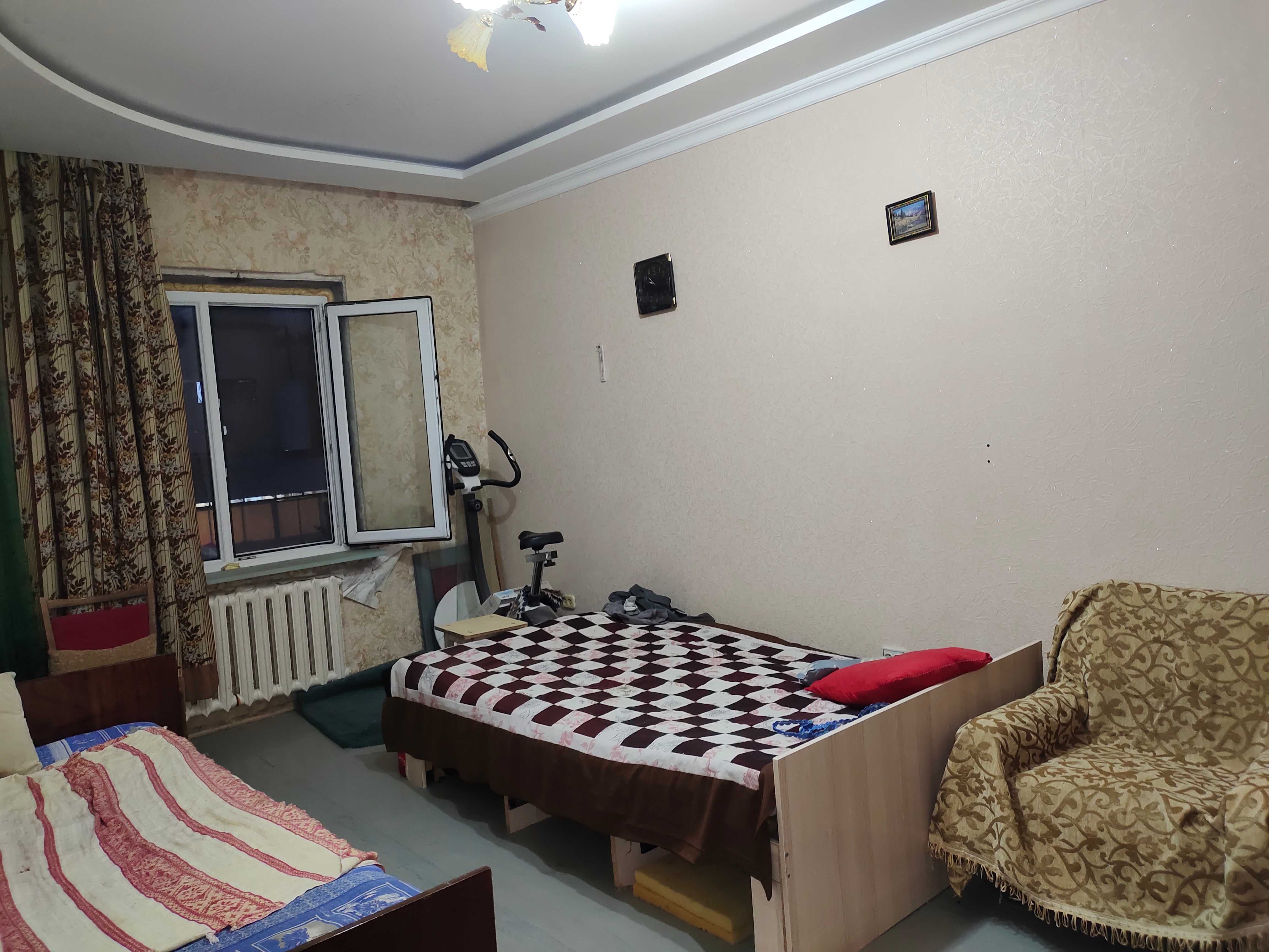 Продаю квартиру Сергели-8, 4/2/9