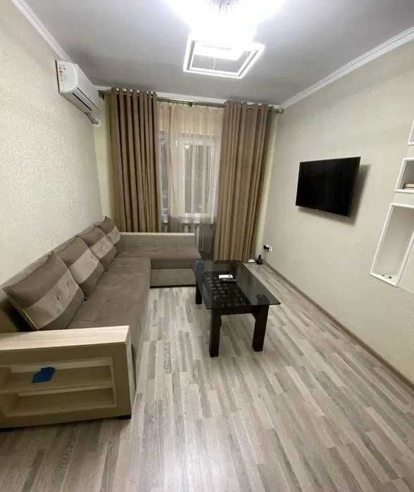 Срочно сдам 2/2/4 на Буз-2 ор-р Экобазар 378*