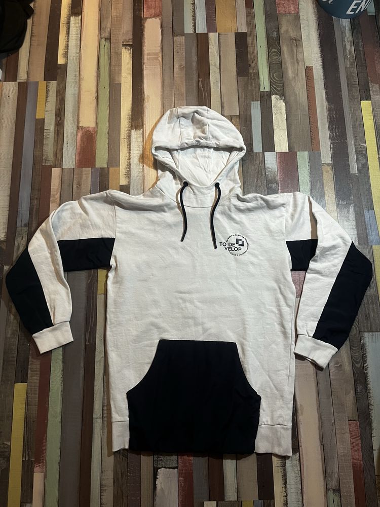 Hoodie / Худи / Суичър от LC WAIKIKI