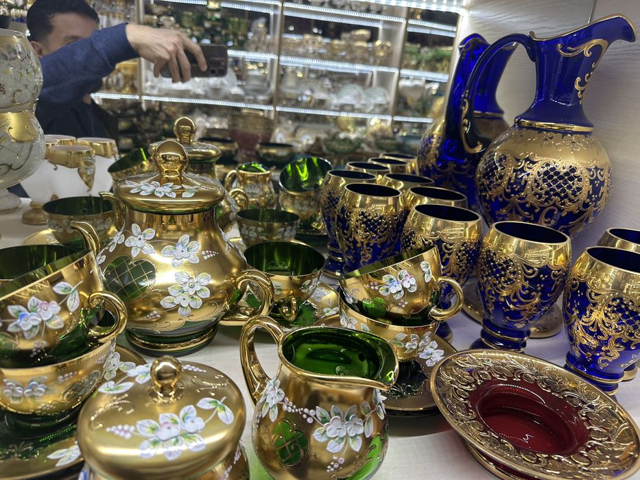 Yashil egerman chayni bilan kok kras kampotnitsa