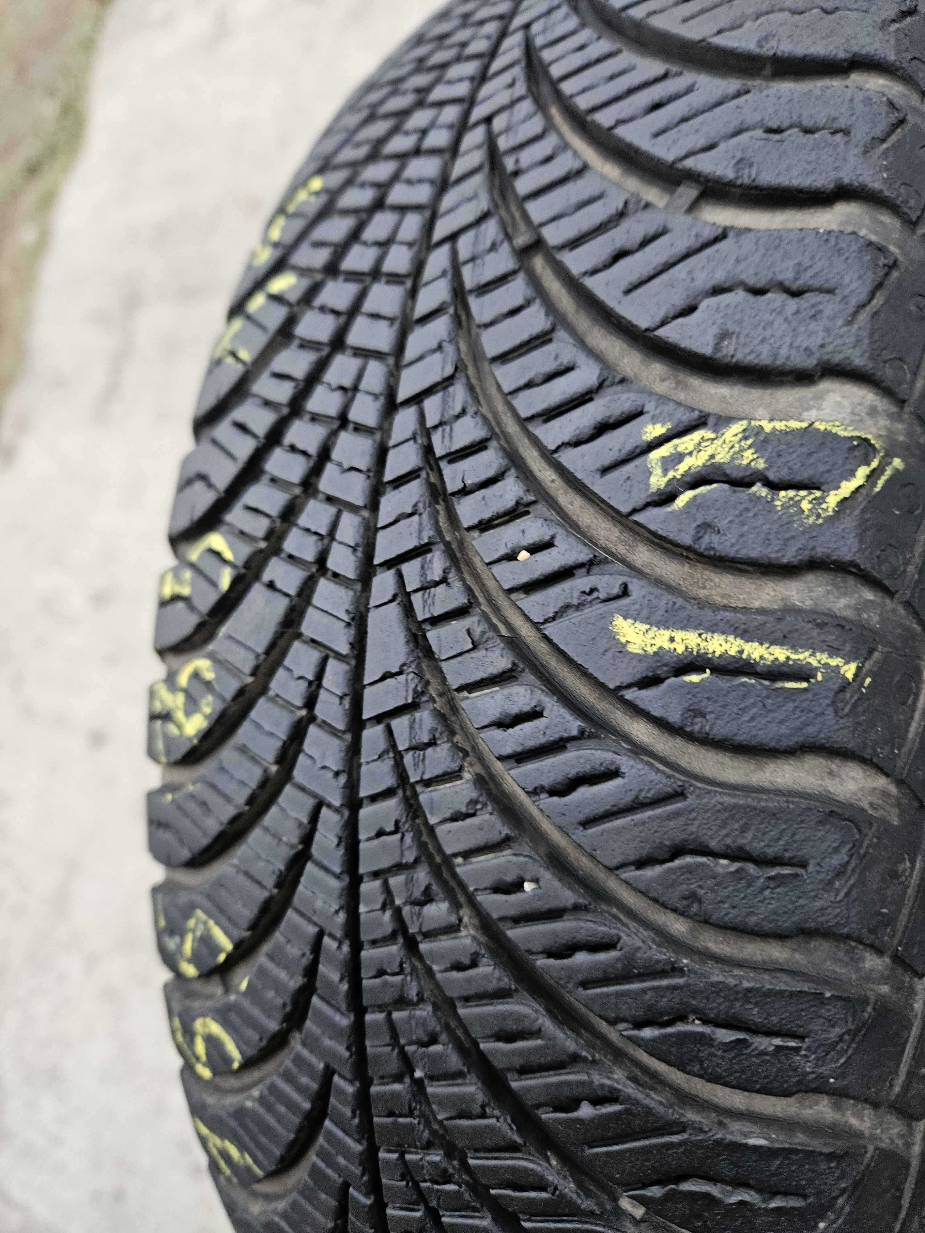 SET 2 Anvelope All Season 155/65 R14 Goodyear Vector 4Seasons gen2