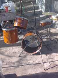 Продавам изгодно от името на колега комплект барабани Трова за 250 лв.