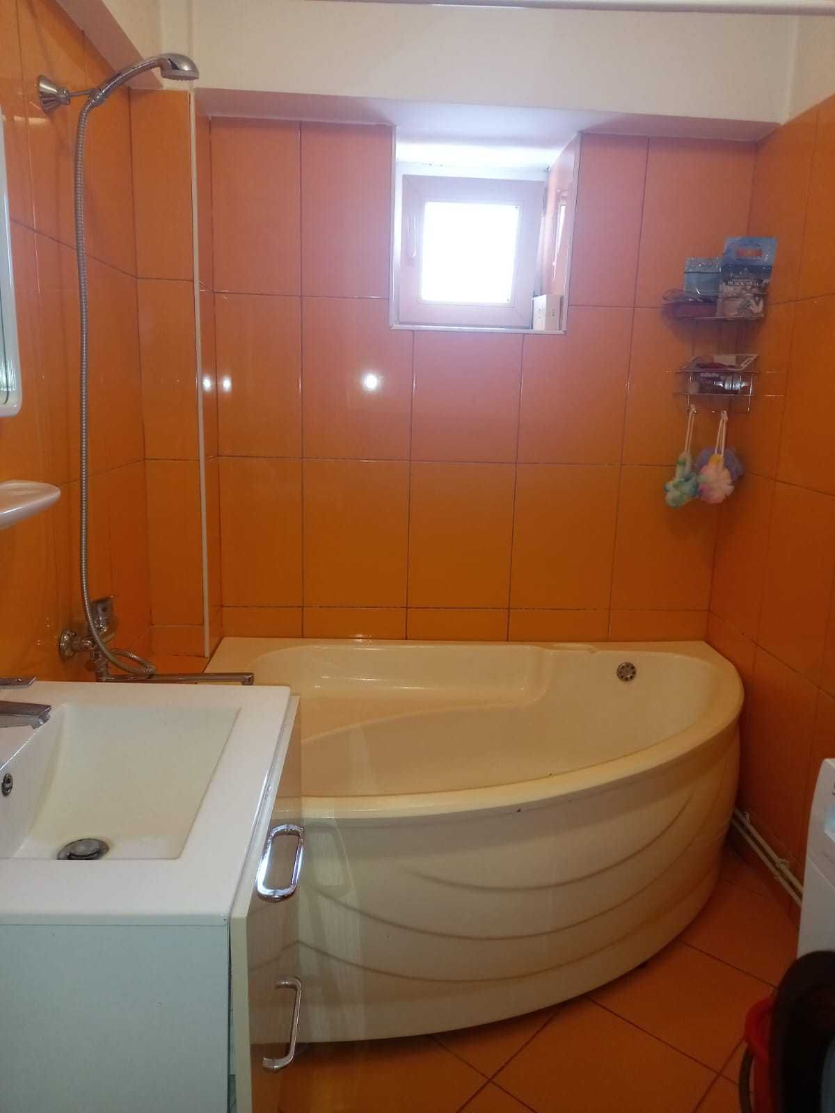 Apartament 6 camere, B-ul Lucian Blaga, Pta Soarelui