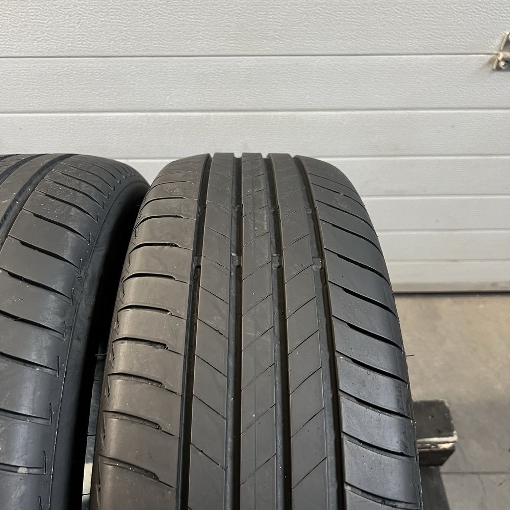 2 Anvelope vara 215 60 17 Bridgestone DOT 2022
