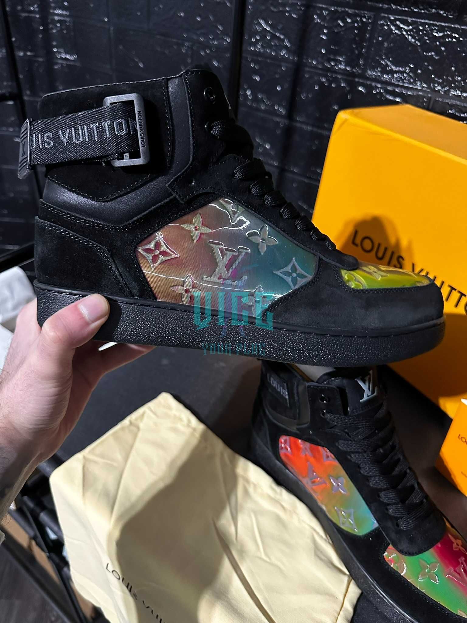 Ghete / Adidași Louis Vuitton Rivoli Iridescent [VICE YOUR PLUG]