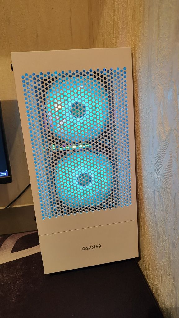 PC, Rtx3060 Ti, i5 12400f