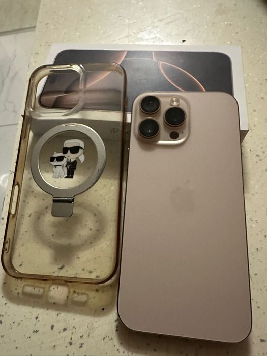 iphone 16 pro max gold