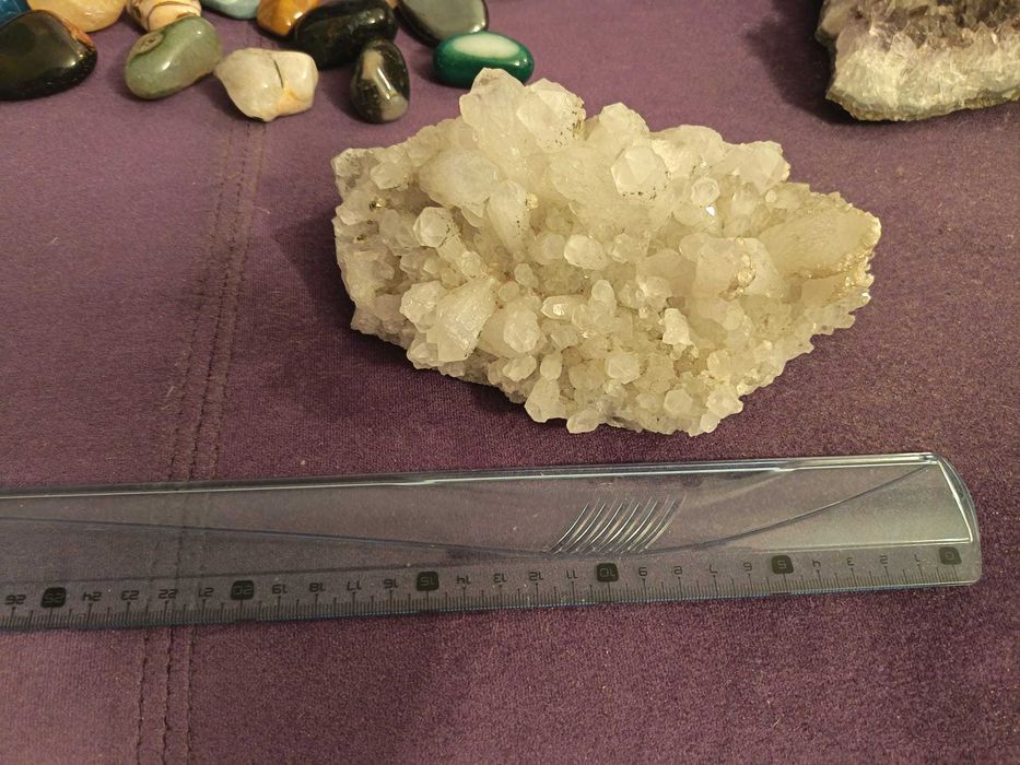 Cristale Naturale pentru Colecționari și Echilibru Energetic