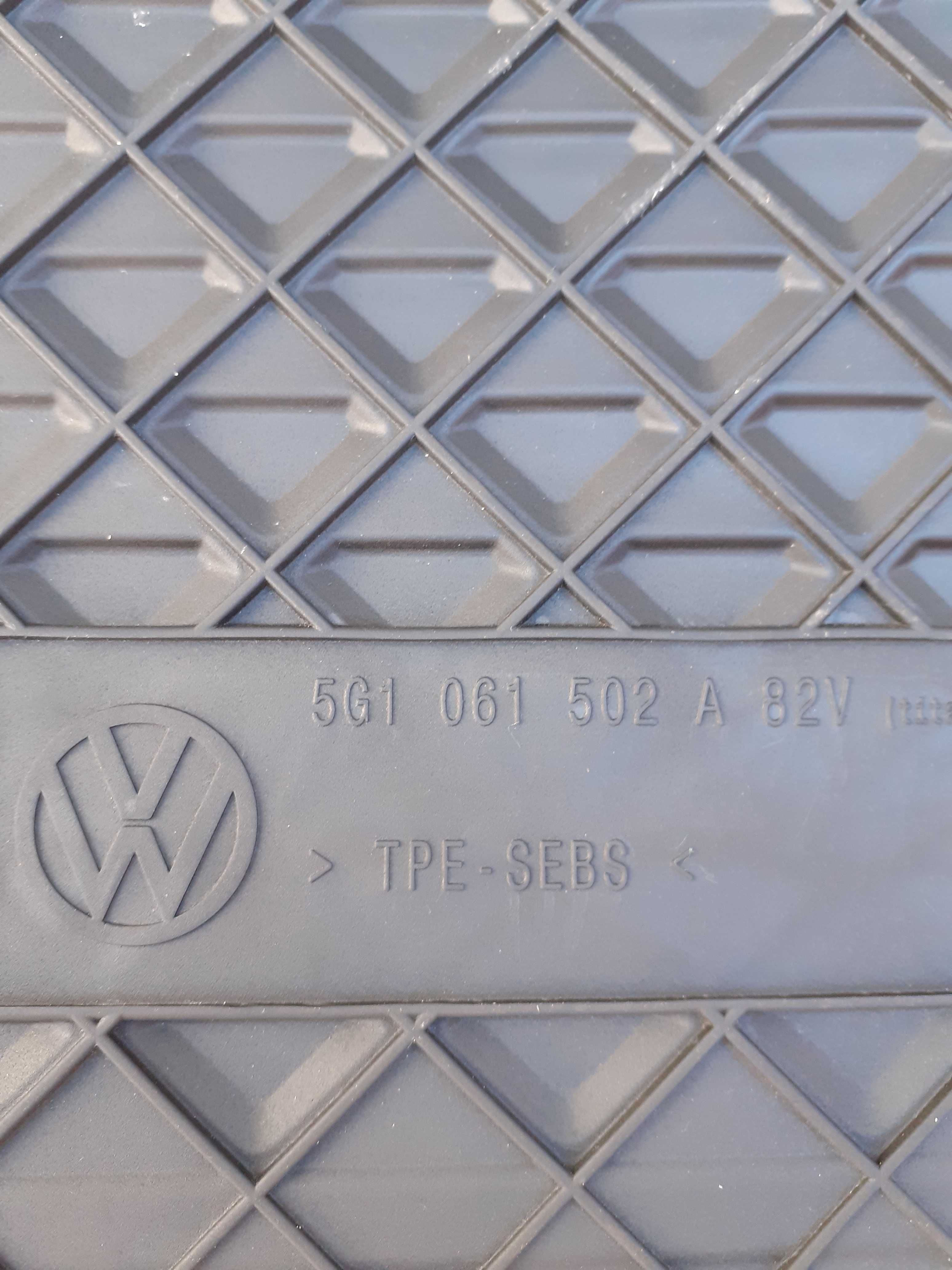 Presuri / covorase auto de cauciuc pt. VW Golf 7,an 2013 - 2020
