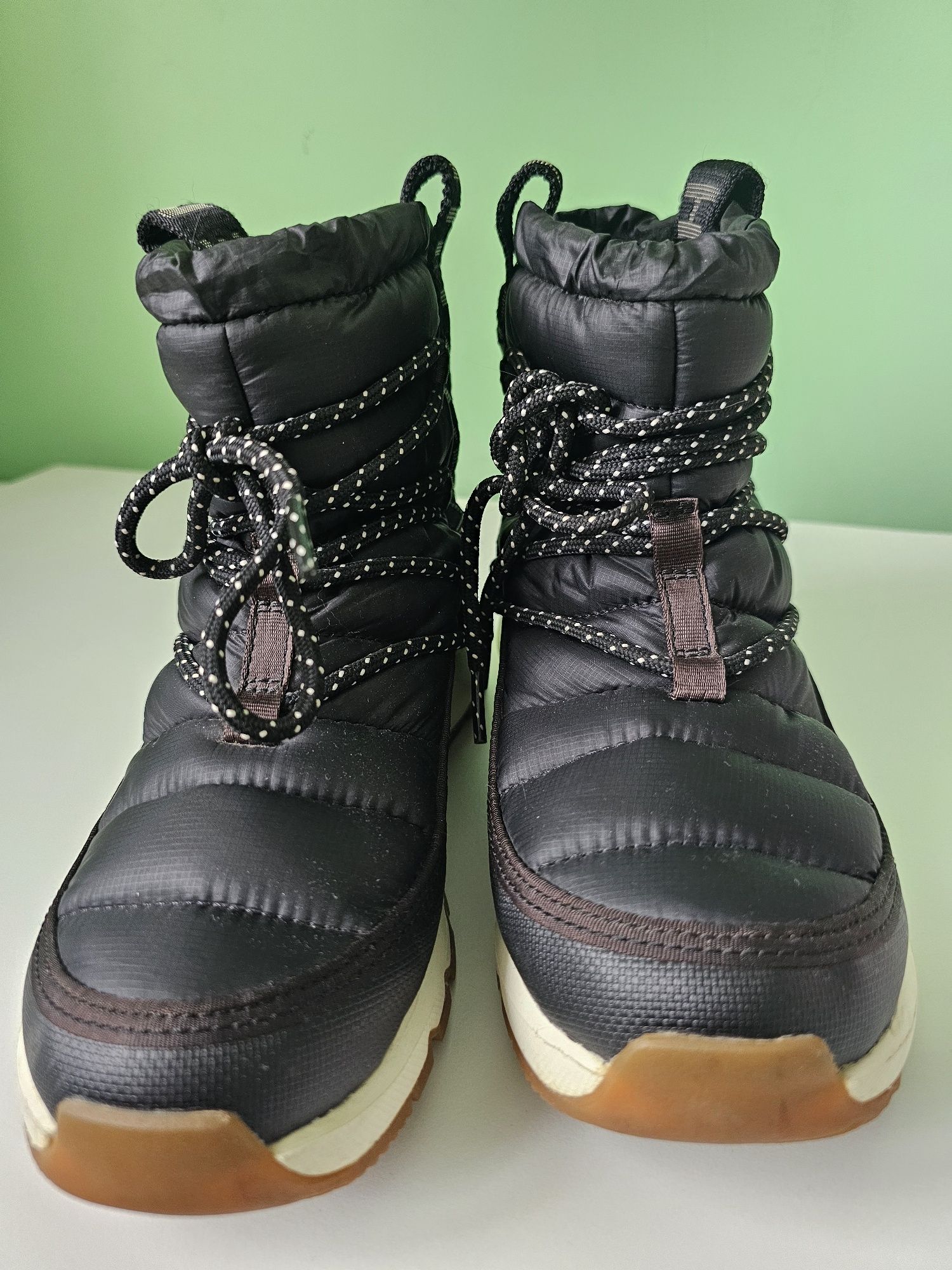 The North Face ghete nr 37