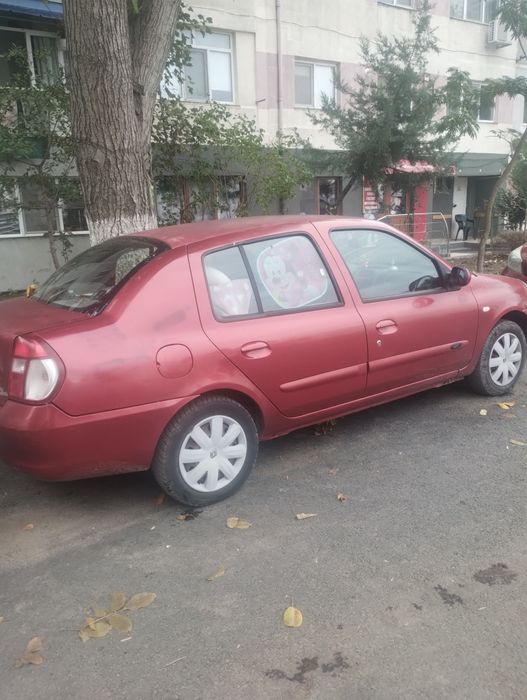 Renault Symbol .