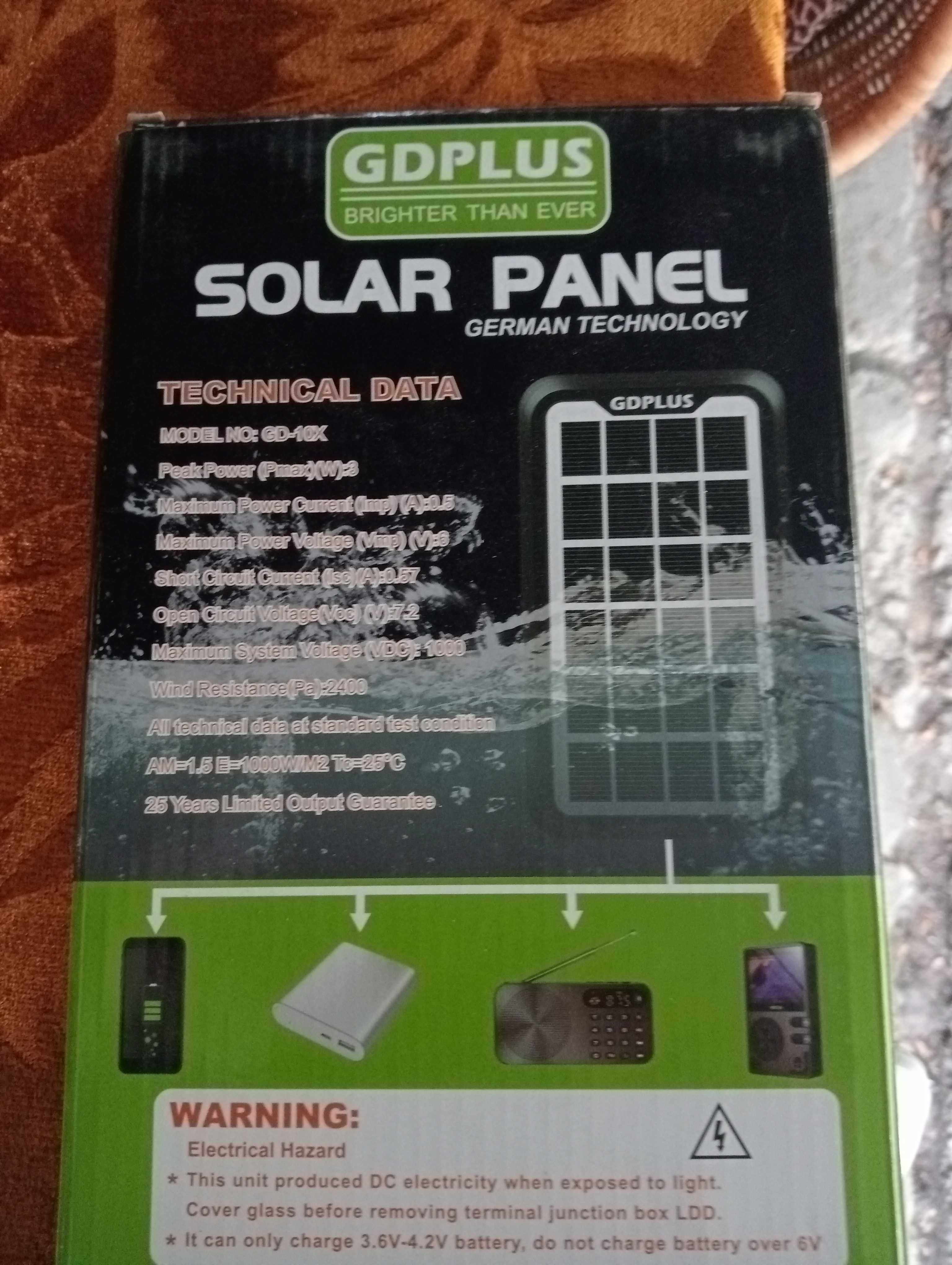 Panou solar incarcare telefoane ,tablete etc .