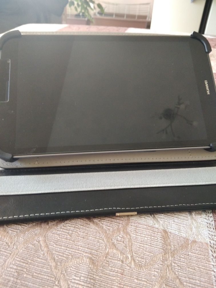 Таблет Huawei Media pad
