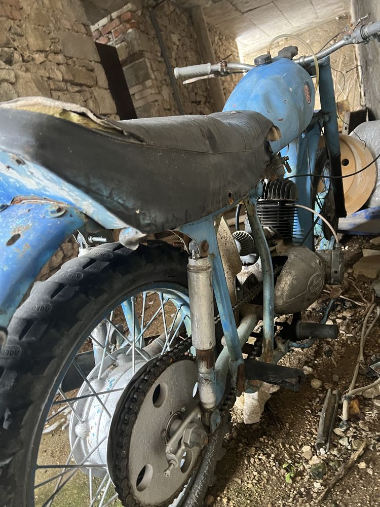 Иже с двигател от балкан 250 на части