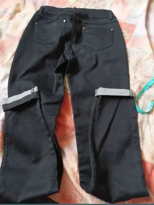 Blugi G&B cu model marimea 34