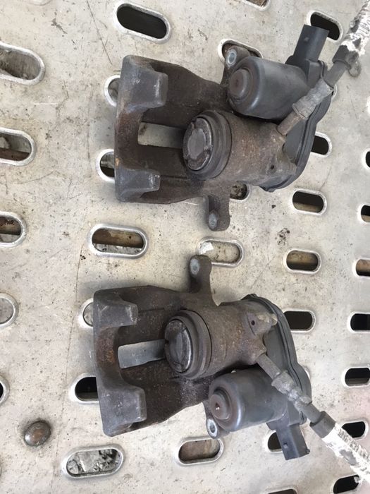 Etrier stanga spate etrier dreapta spate audi a4 b8 audi a5 2007-2016