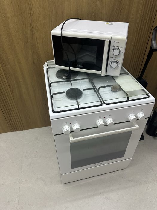 продам  газовая плита и микроволновая печь