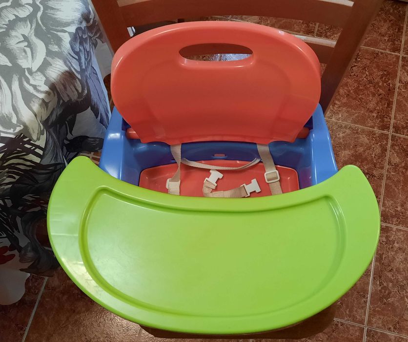 Бебешко столче за хранене и игра