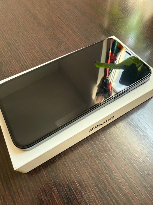IPhone 12 negru 64GB