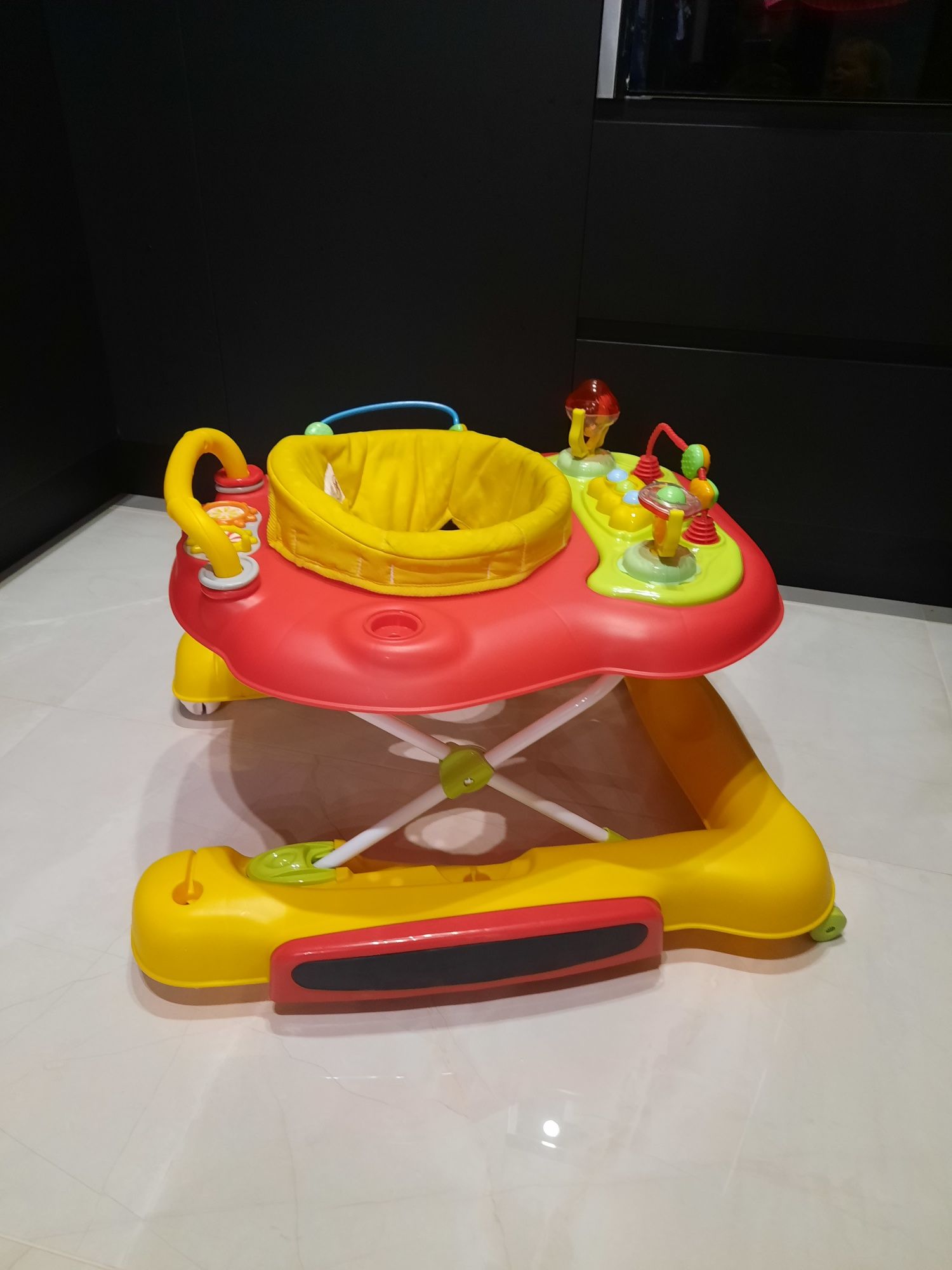 Проходилка CHIPOLINO 4 в 1