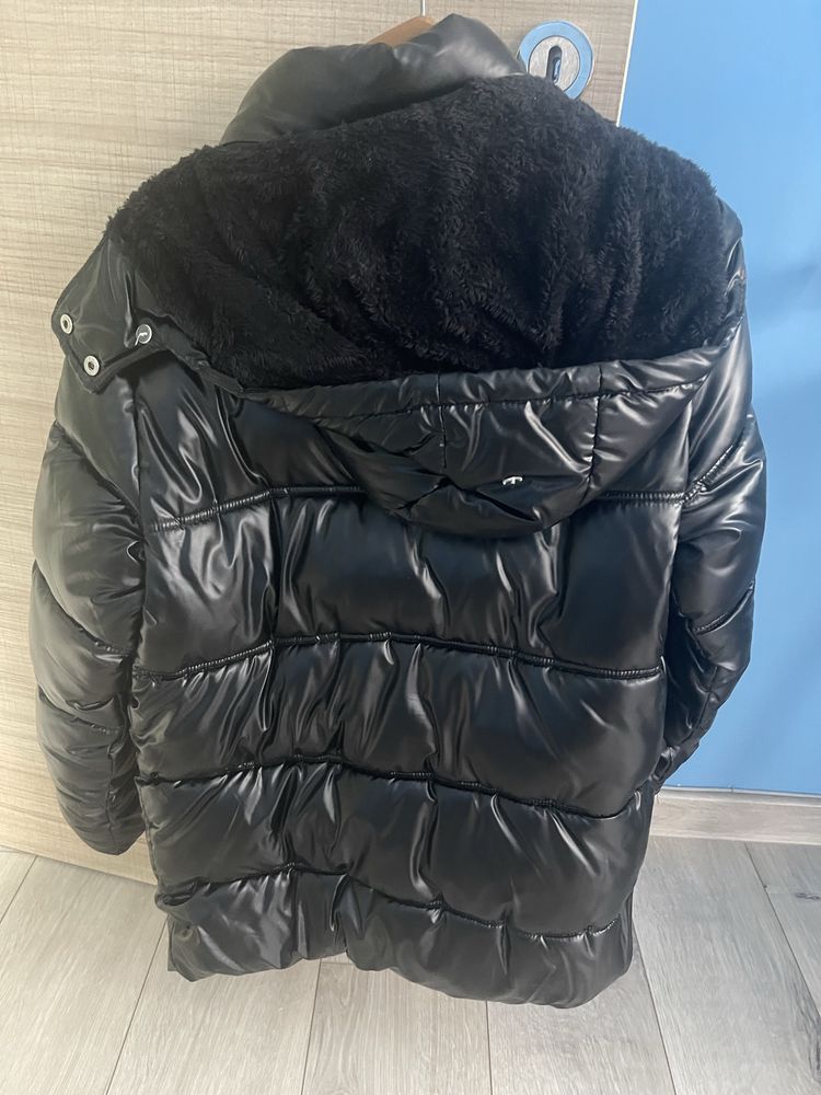 Зимно яке в отлично състояние