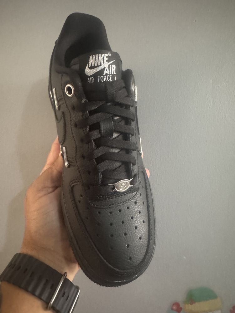 Nike Air Force 1 LX