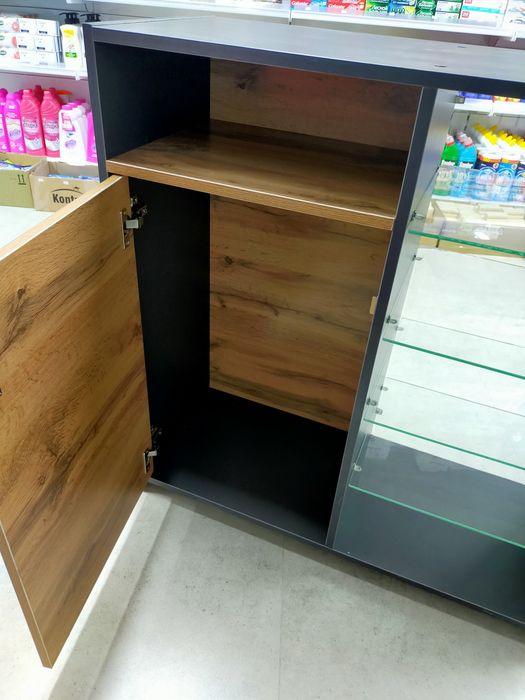 Продается Кассовый стол новый