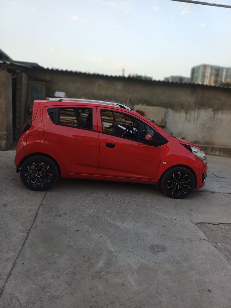 Spark 2015  tuning qilingan gazi bor sotiladi va arendaga beriladi