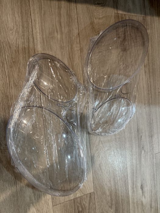 Стекла фар w211 mersedes