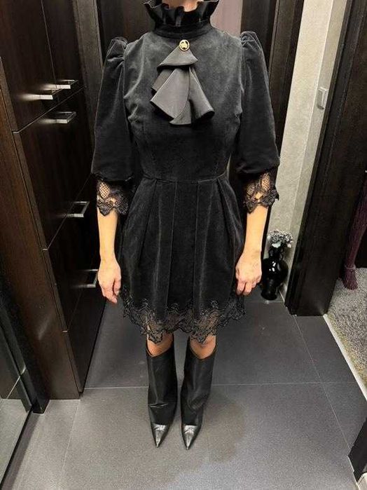 Дамска кадифена рокля