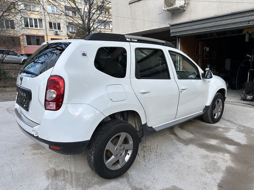 Dacia Duster 1.6 i GAZ 2012г