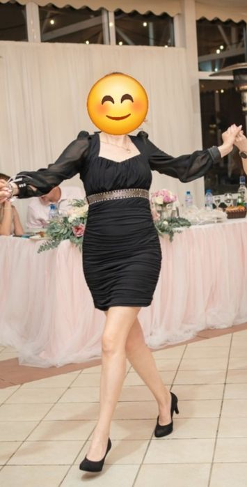 Елегантна дамска рокля