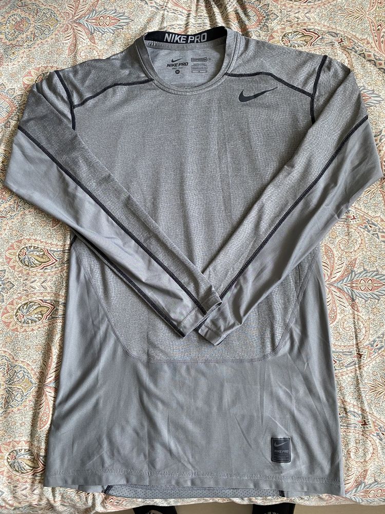 Мъжка сива блуза Nike - M