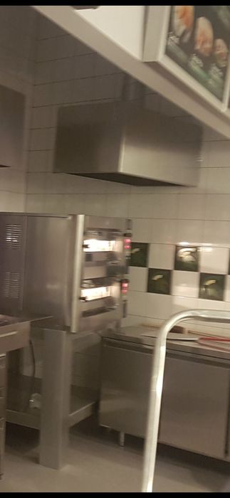 Vând echipamente restaurant second-hand