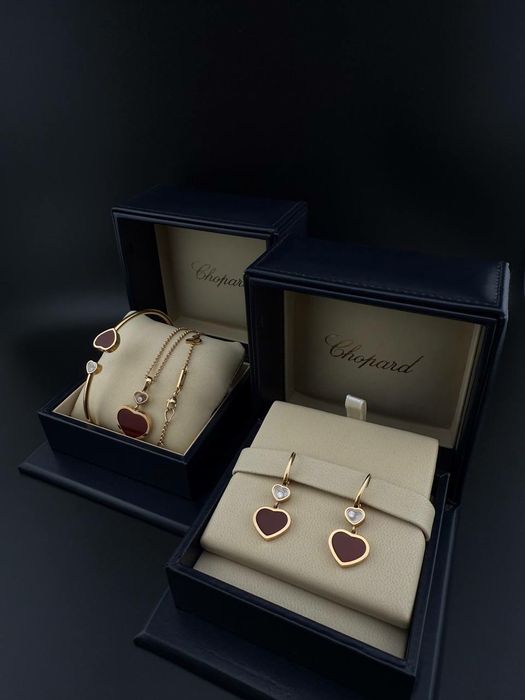 Продам комплект Chopard