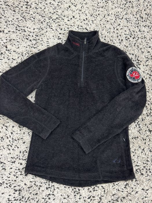 Вълнен пуловер ULVANG .Размер М