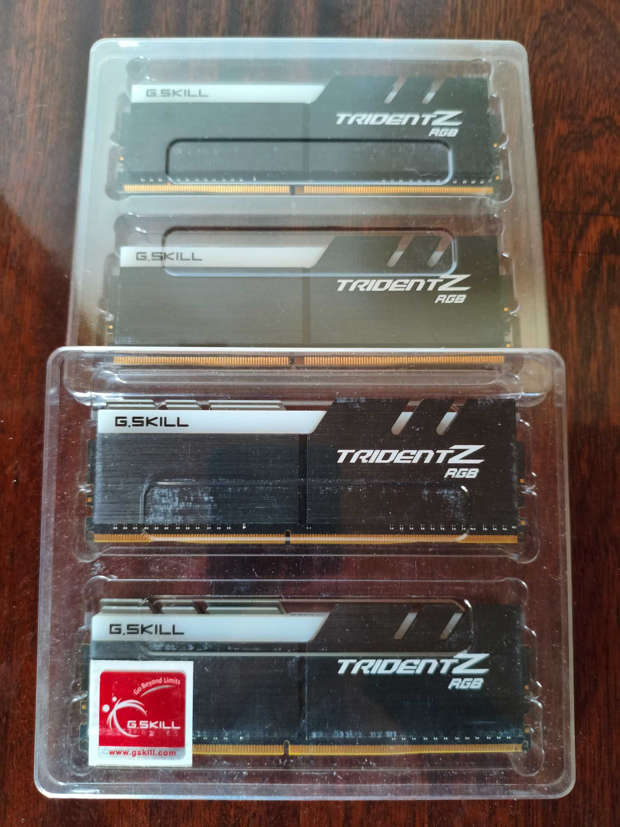 32GB DDR4 G.Skill Trident Z RGB(4x8GB) 2400MHz