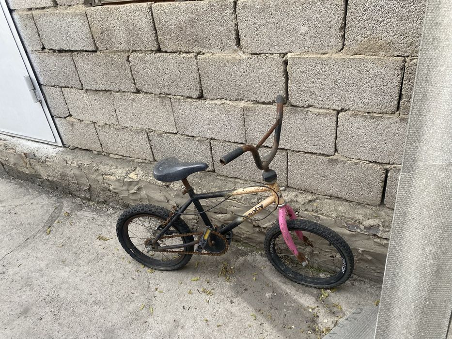 Продам 2велосипеда подростковые в рабочем состоянии каждая по7000тенге