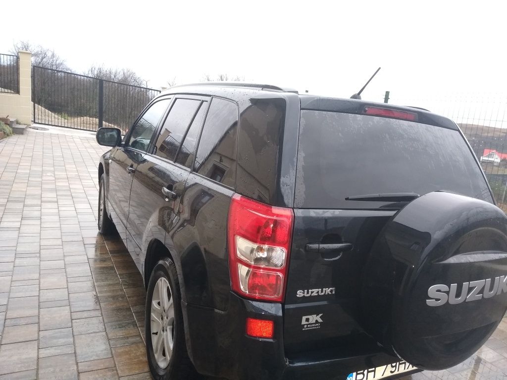 Vând ,Schimb Suzuki Grand Vitara prima înmatriculare 2009